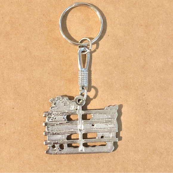 Cowboy Roping Horse Metal Keychain - Picture 2 of 3